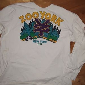 Mens XL zoo York long sleeve graphic shirr